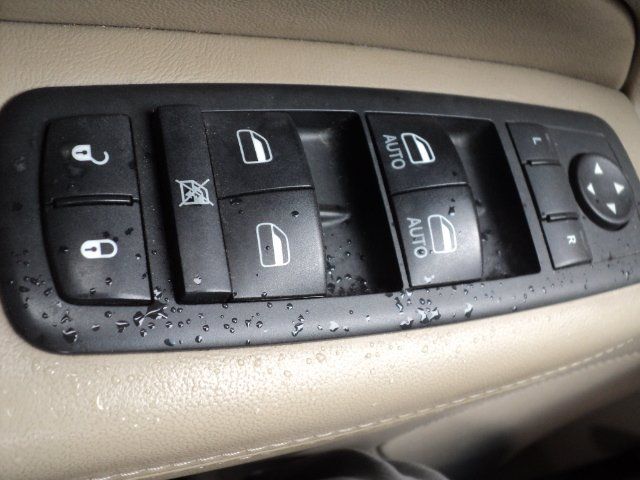 Jeep Cherokee 2011 - Thumbnail 16