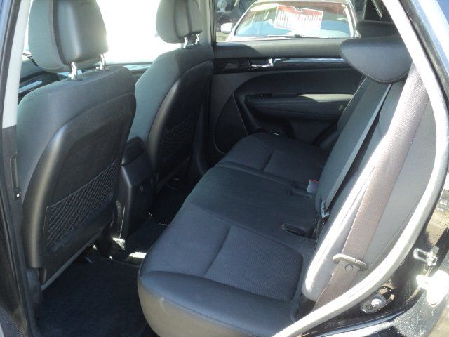 Kia Sorento 2011 - Thumbnail 6