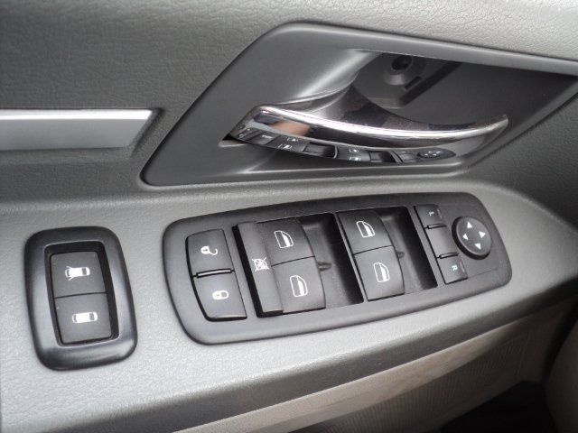 Dodge Grand Caravan 2010 - Thumbnail 16