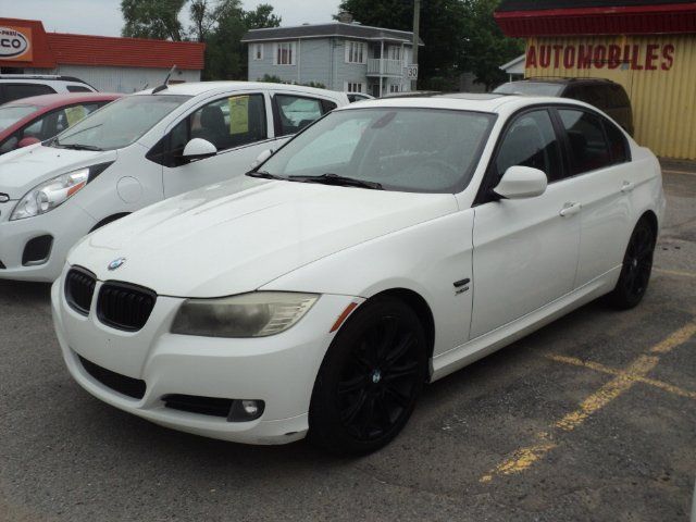 BMW 328i 2011 - Thumbnail 1