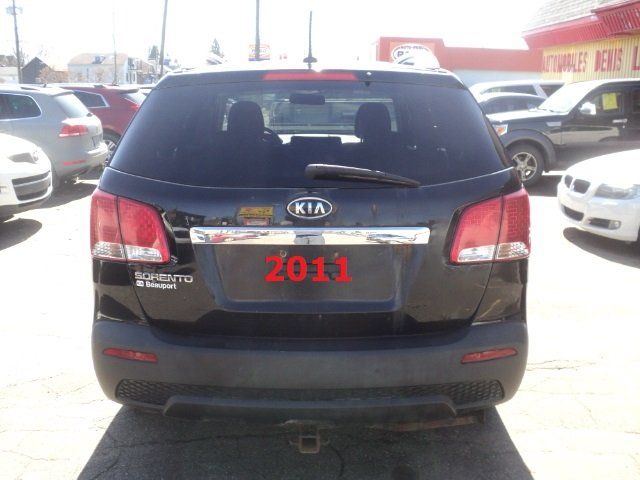 Kia Sorento 2011 - Image 20