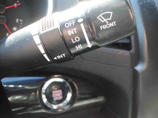 Kia Sorento 2011 - Image 12
