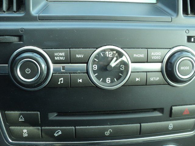 Land Rover LR2 2014 - Image 12