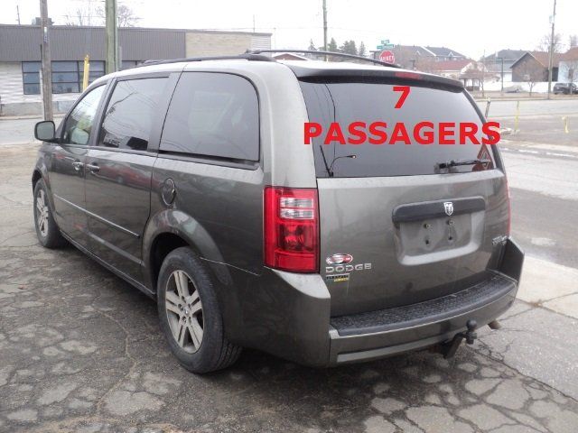 Dodge Grand Caravan 2010 - Image 3
