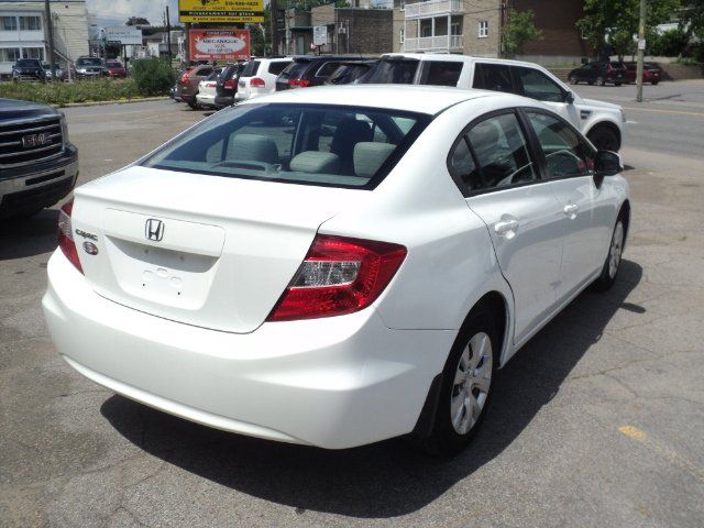 Honda Civic 2012 - Image 4